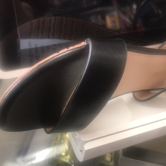 Black flat sandals - Picture 5 of 6